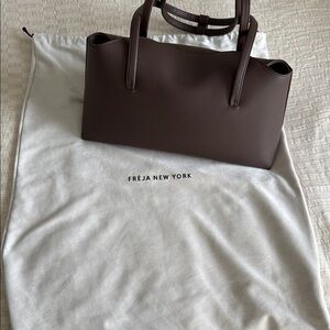 Freja Chrystie Bag in Espresso